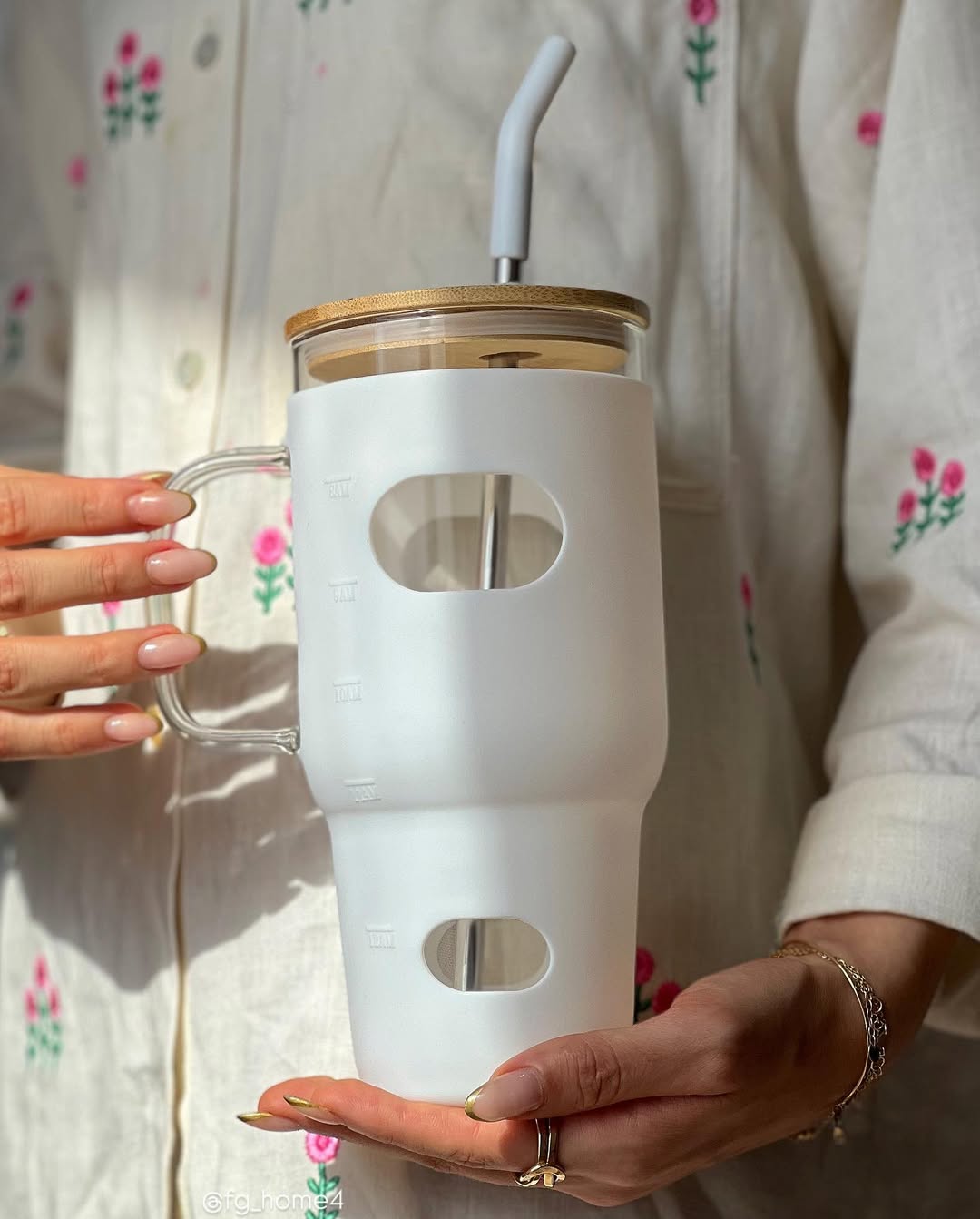 ماگ شیشه ای دسته دار با محافظ سلیکونی دارای تایمر